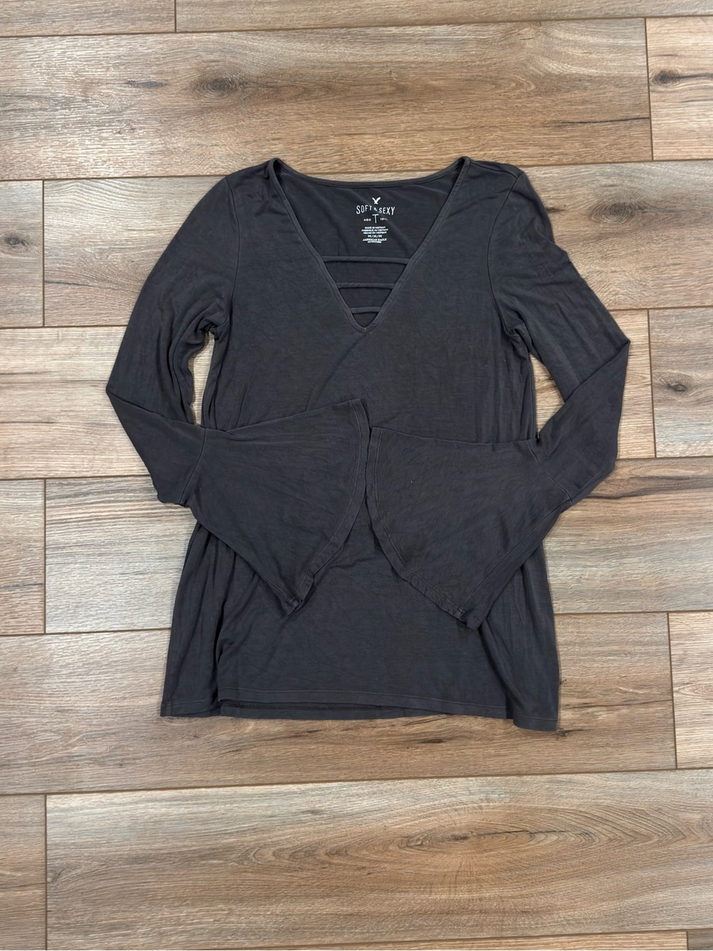 AMERICAN EAGLE Western Gray Long Sleeve Flowy Boho Bell Sleeve Top | Size Medium